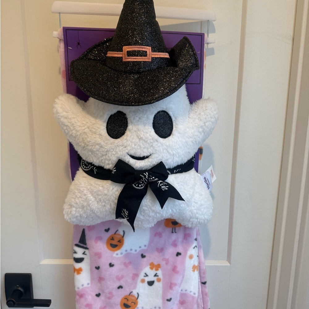 New! Martha Stewart Halloween happy ghost candy pillow  blanket set pink preppy